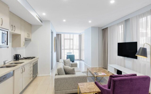 Meriton Suites Pitt Street, Sydney