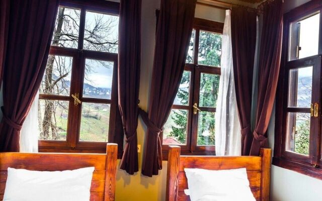 Şamlıoğlu Historical Mansion