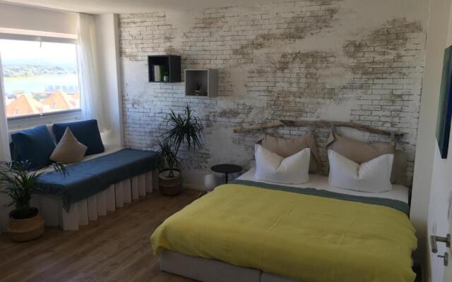 Liebevoll renoviertes Apartment mit Panoramablick