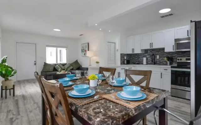 Beautiful 3 Bedroom House In Miami