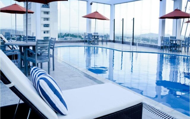 Hai Ba Trung Hotel