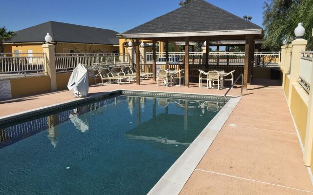 Weslaco Inn