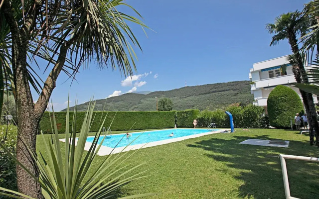 Garden & Surf By Rossana