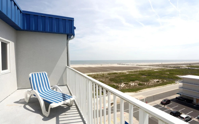 Adventurer Oceanfront Inn