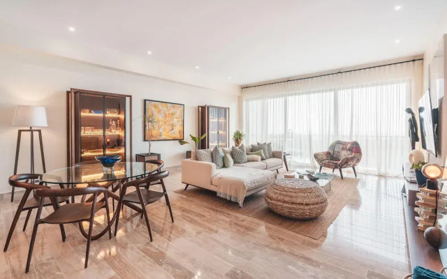 Modern Apartment With Balcony in Cap Cana DAA