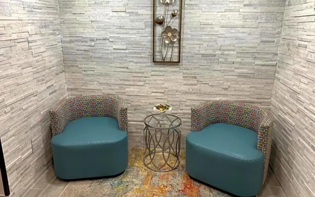 Holiday Inn Gainesville-Lanier Centre