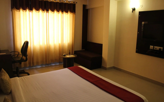 Hotel Savi Regency