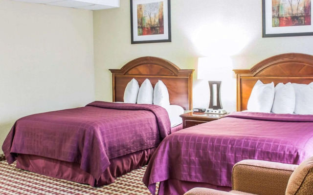 Rodeway Inn & Suites