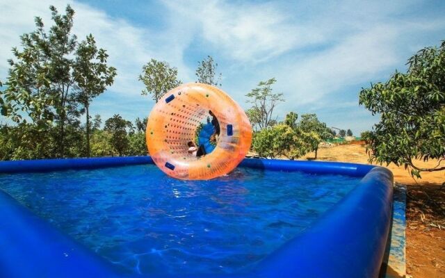 Suggee Resort