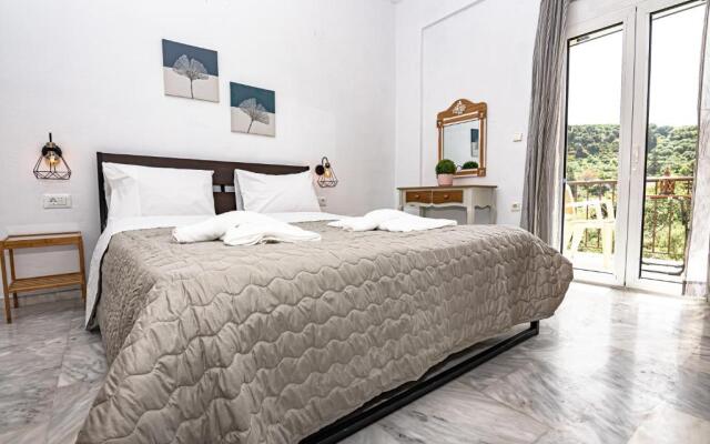 Achilleas Deluxe Apartment