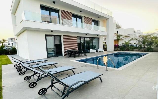 By the Beach Villa 11