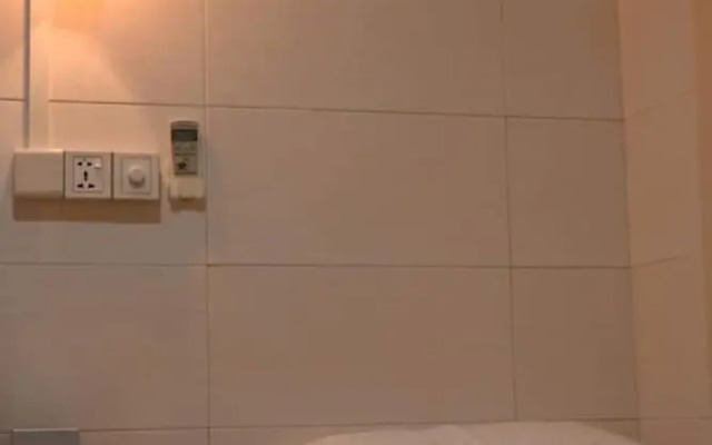 Moe Hostel