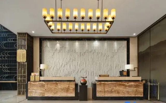 Fortune Sunshine Hotel