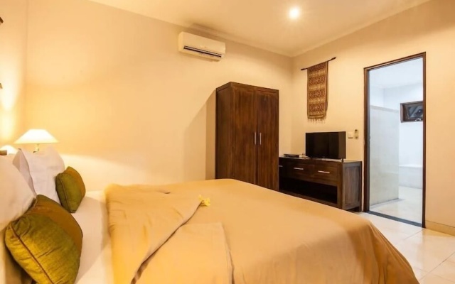 SMV . 8-BR · 8BR Pool Prime Area Walk to Beach N Shops Legian – Guest Rooms – Kuta