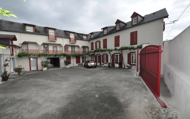 Le Clos du 5 - Appart Hotel Bagneres