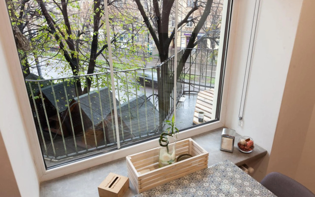 Площа Святого Теодора 13