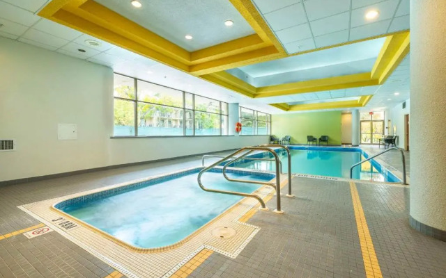 Holiday Inn Hotel & Conference Centre