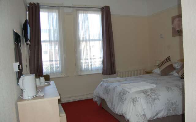 Weatherbury Hotel