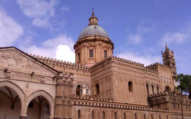 House with 4 Bedrooms in Palermo, with Wonderful City View, Balcony And Wifi - 5 Km From the Beach