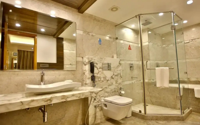 Regenta Central The Crystal