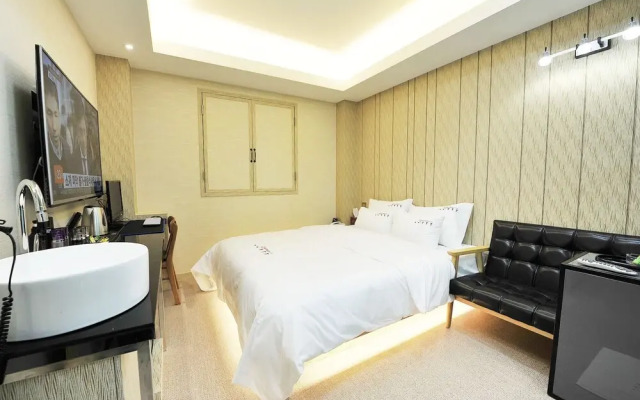 Ulsan Samsan YTT