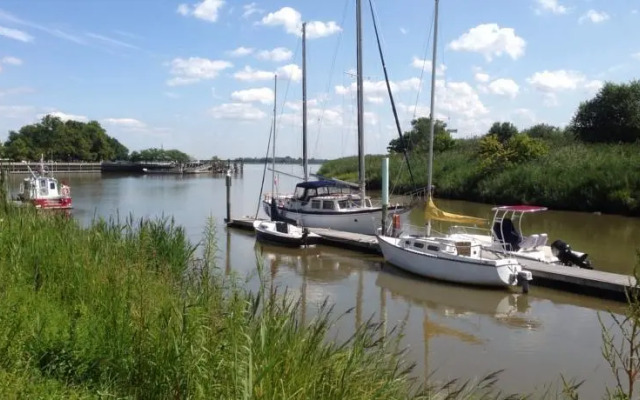 Delaware City Guest House