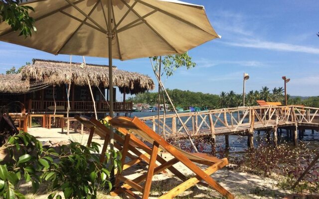 Dormstay Riverside Hostel Phu Quoc