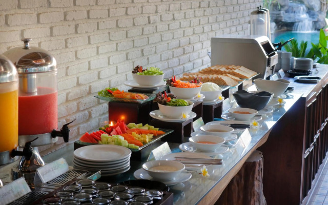 Adi Dharma Hotel Legian