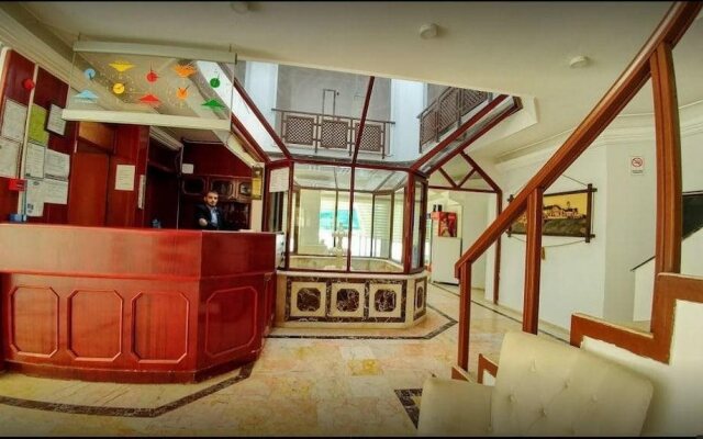 Akbil Hotel