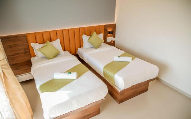 Hotel Heraa International