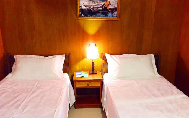Palau Island Garden Hotel