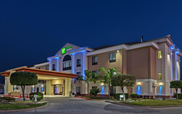 Holiday Inn Express Hotels & Suites Houston East, an IHG Hotel