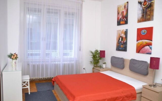 Paprika Apartment Grand