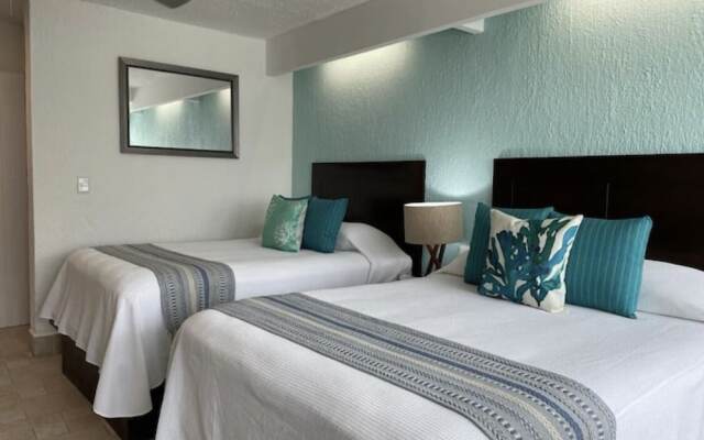 Cancun Studio Overlooking the Lagoon
