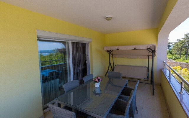 Cozy Holiday Home In Crikvenica With Private Swimming Pool
