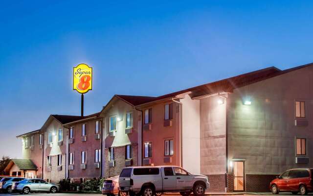 Super 8 by Wyndham Abilene KS