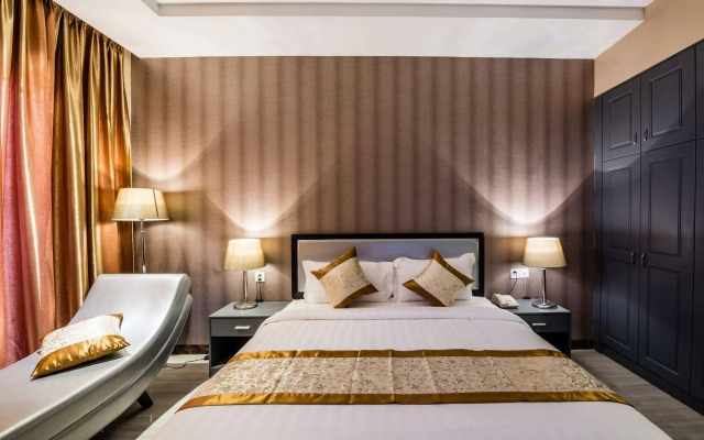 The Litz Hotel & Suites