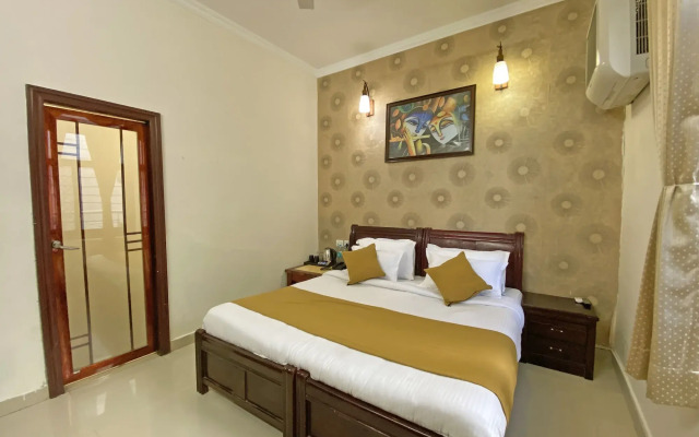 Hotel Nirvana Palace