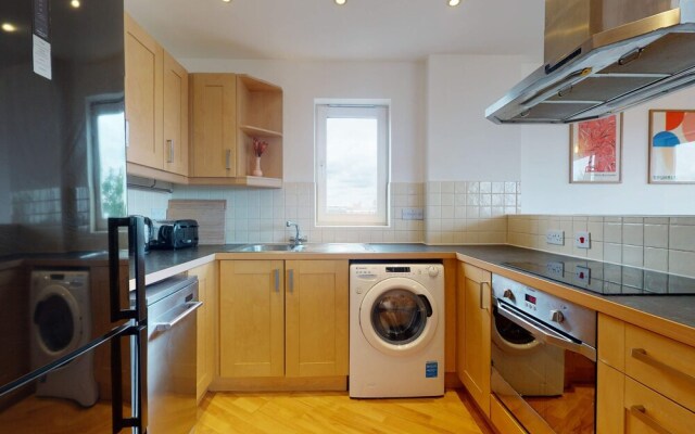 Cozy Hackney Apartment