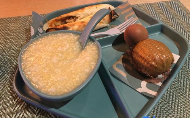 Me Young Me House Hotel (Changsha Wuyi Square Helong Stadium Branch) – Meal – Changsha