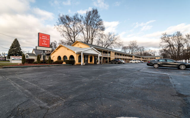 Red Carpet Inn & Suites - Albany Airport