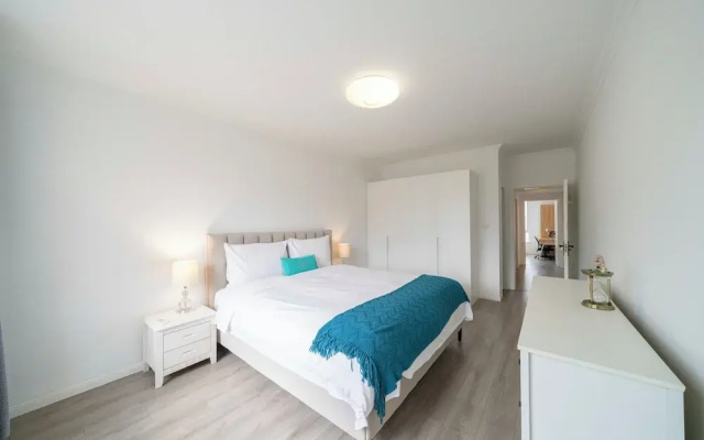 Tyms  Xujiahui  Prime 2BR APTGarden