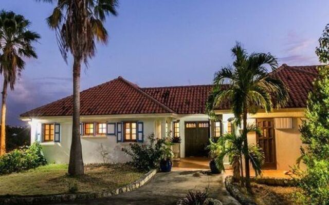 Villa Vue Cristal