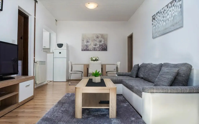 Apartment Frankovic