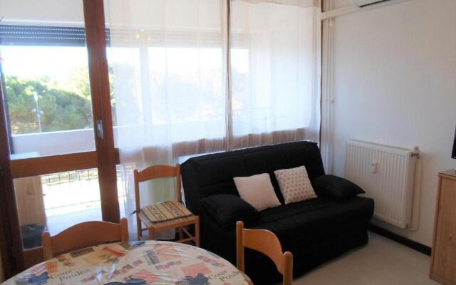 Appartement Balaruc-les-Bains, 1 pièce, 4 personnes - FR-1-503-73