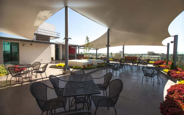 Kasa Hotel & Suites