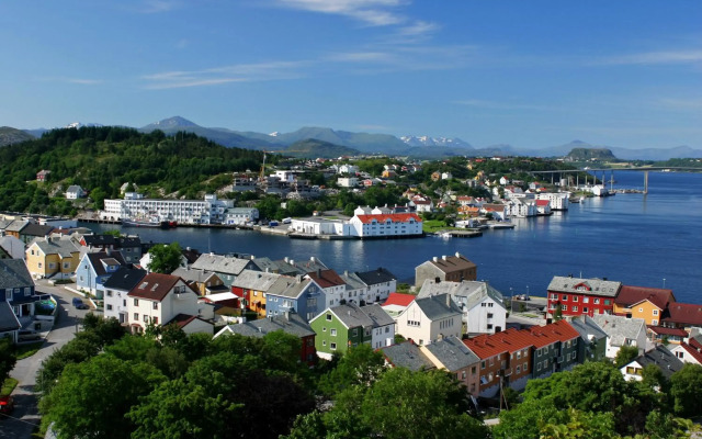 Thon Hotel Kristiansund