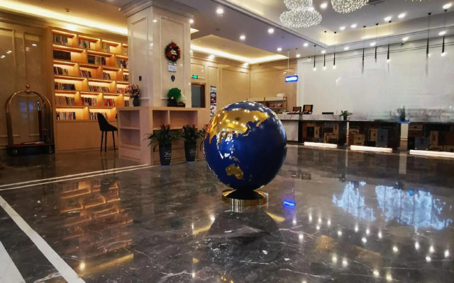 Kyriad Hotel (Xuzhou High-speed Railway Station West Exit)