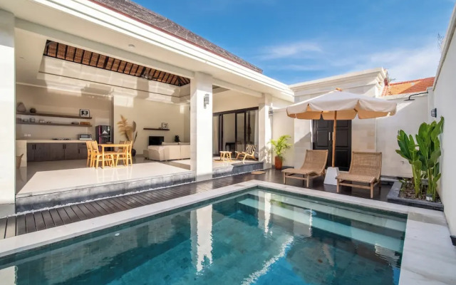 Calmaan Villa By Betterplace