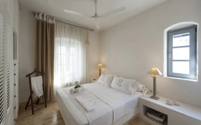 Traditional Stone House in Kostos